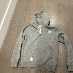 Goat men’s sweatshirt size small in grey